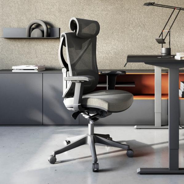 Ergonomic S1 Senior ErgoChair Deep Black